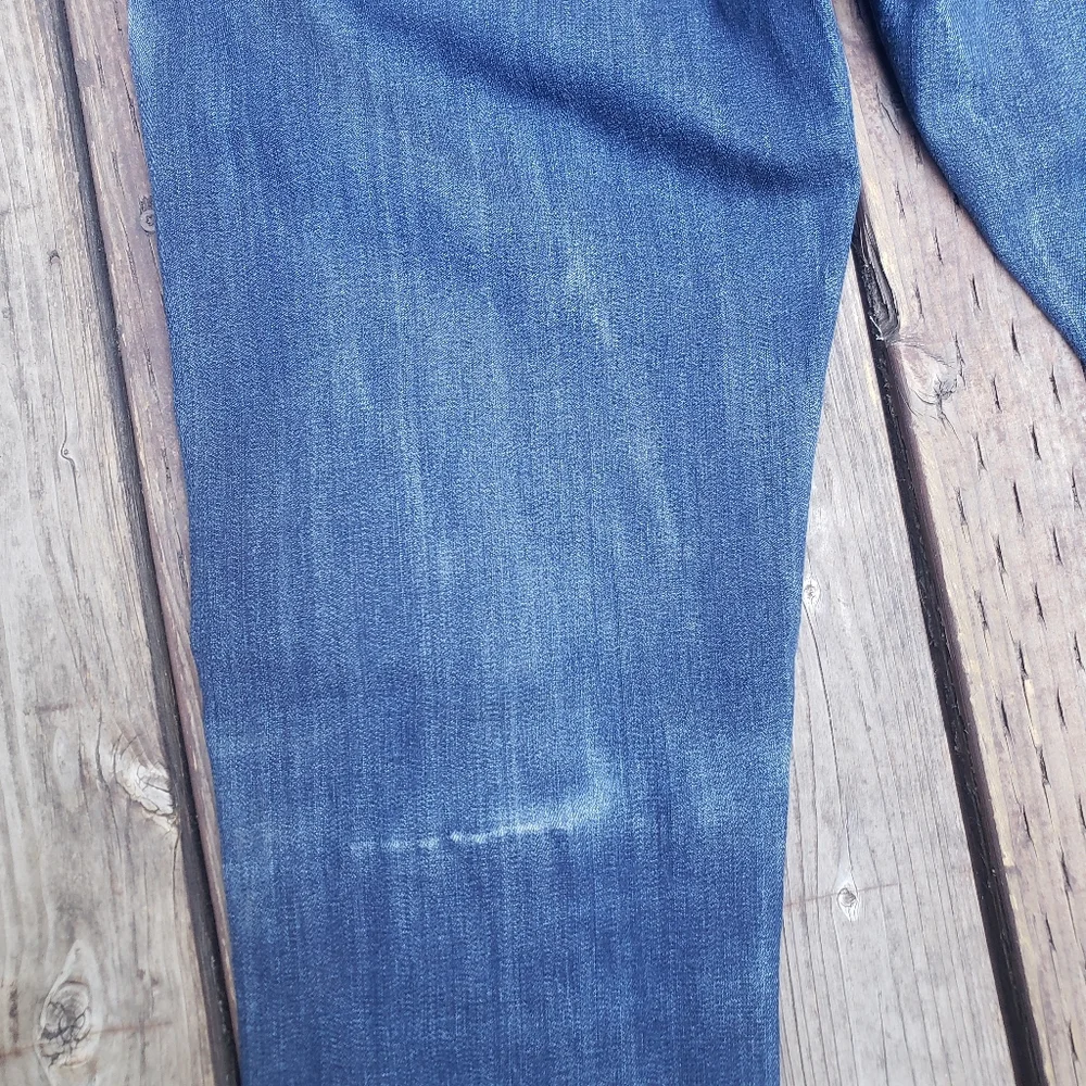 American Eagle Outfitters FLEX Dark Blue and Distressed Jeans - 32x34